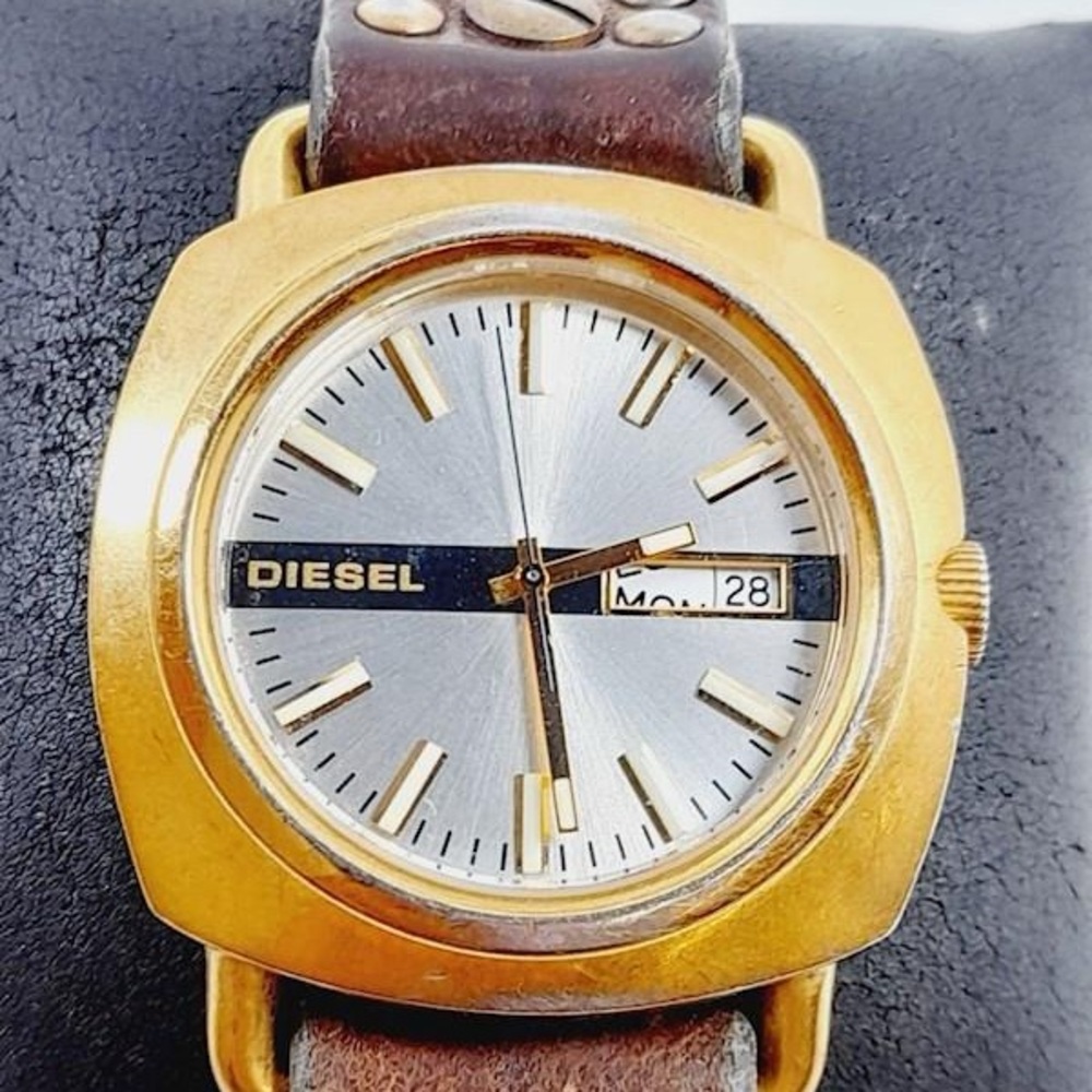 Rare Diesel DZ2124 40mm Square Face New Brown Leather Band‎ Watch new battery